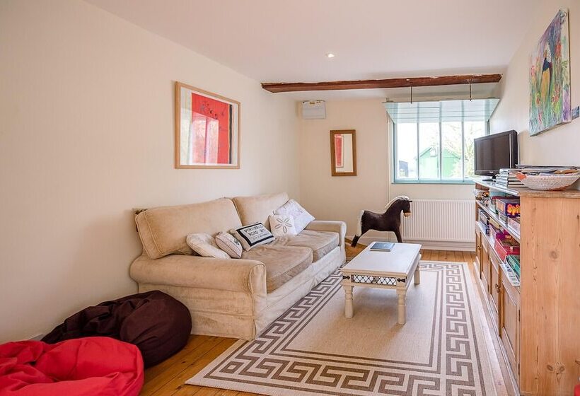 The Farmhouse, Boundary Farm, Framlingham