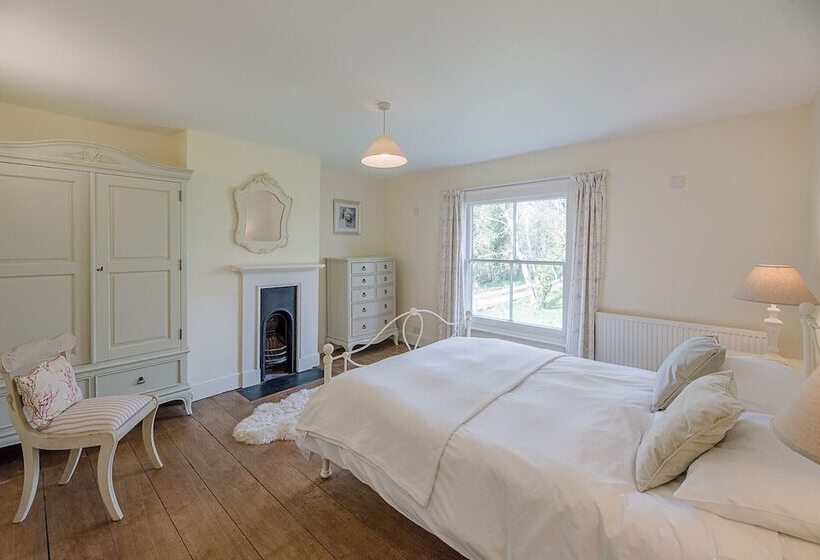 The Farmhouse, Boundary Farm, Framlingham