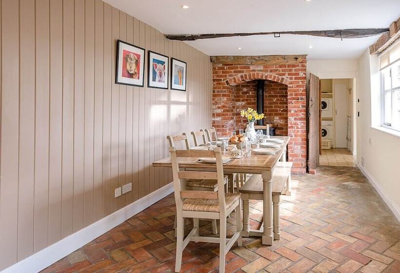 The Farmhouse, Boundary Farm, Framlingham