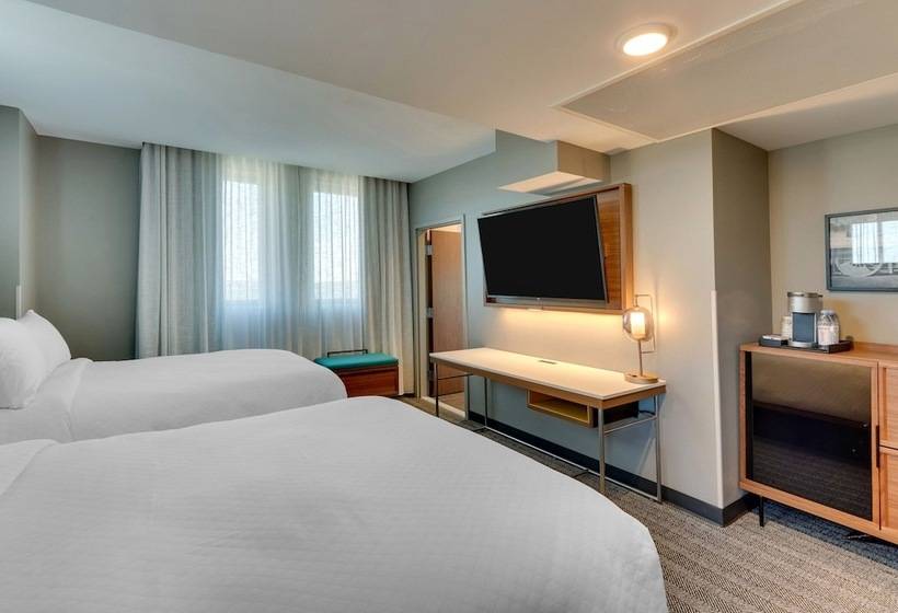 Threefoot Hotel, Meridian, A Tribute Portfolio