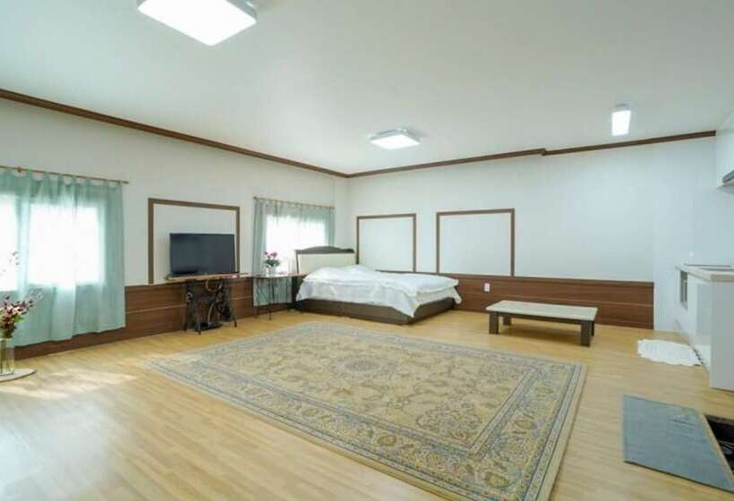 Tongyeong Wooribada Pension