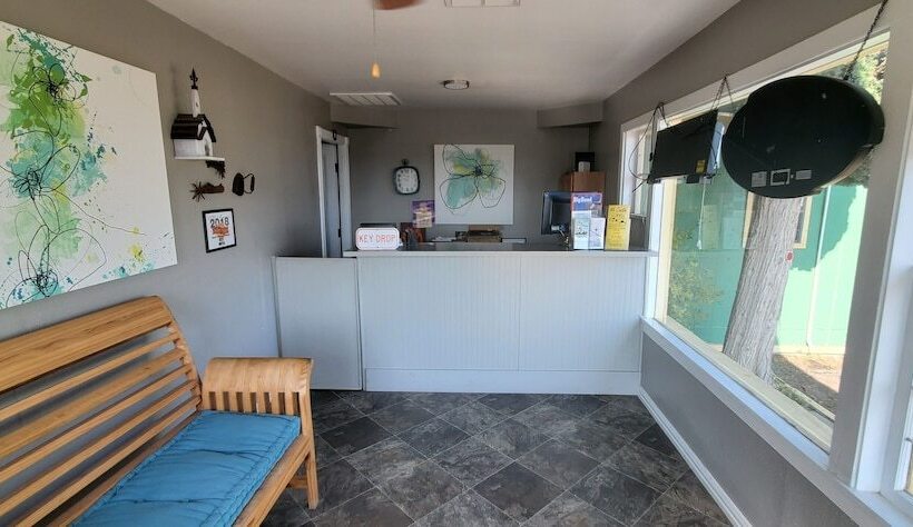 Town & Country Motel