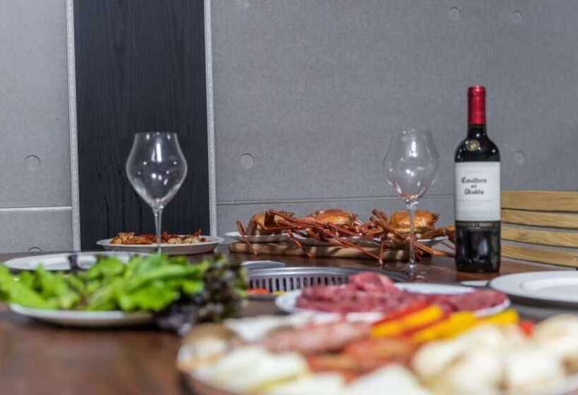 Uljin Blue Ara Pension