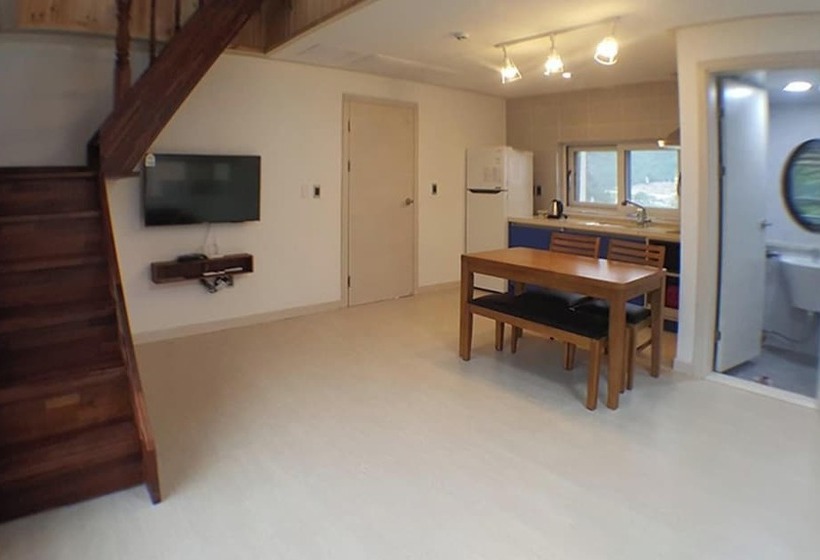 Wanju Madangi Sumokwon Pension