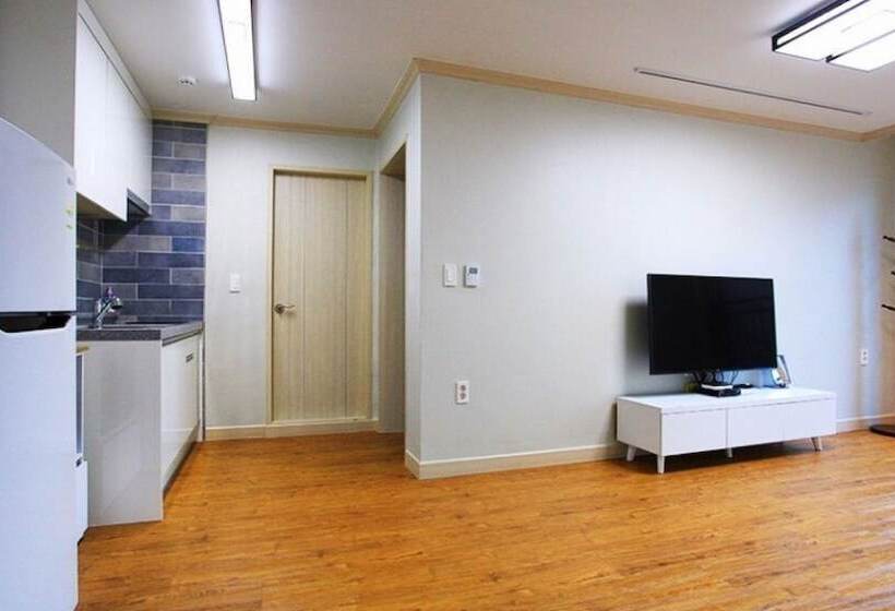 Yanggu Jumoknamu Pension