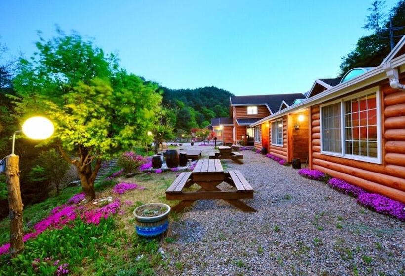 Yanggu Kwakgol Pension