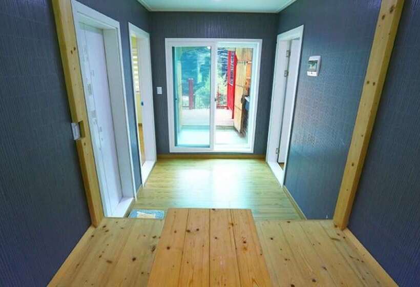 Yangpyeong Jannamuhyanggi Pension