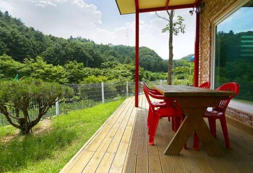 Yangpyeong Jannamuhyanggi Pension