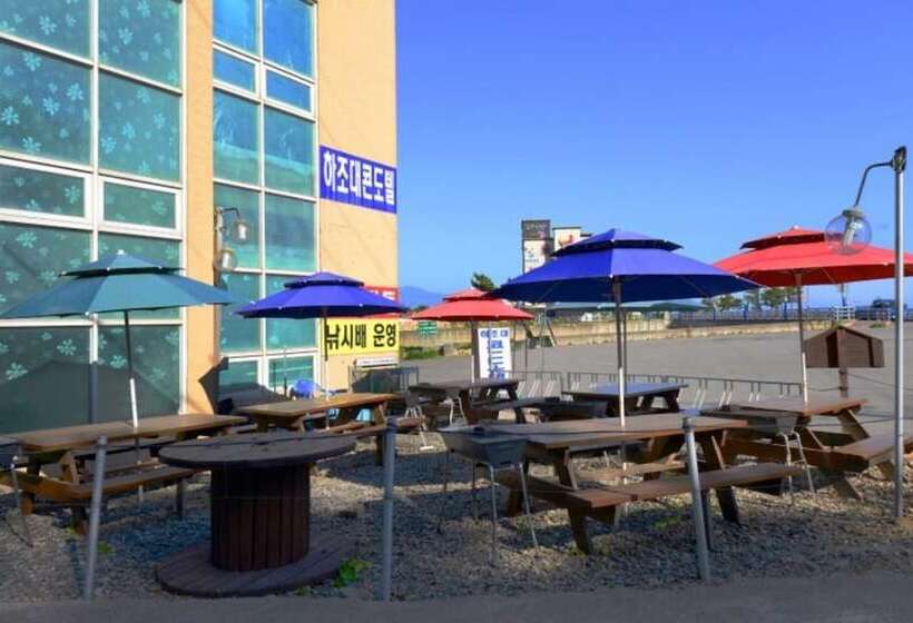 Yangyang Hajodae Conto Hotel Pension