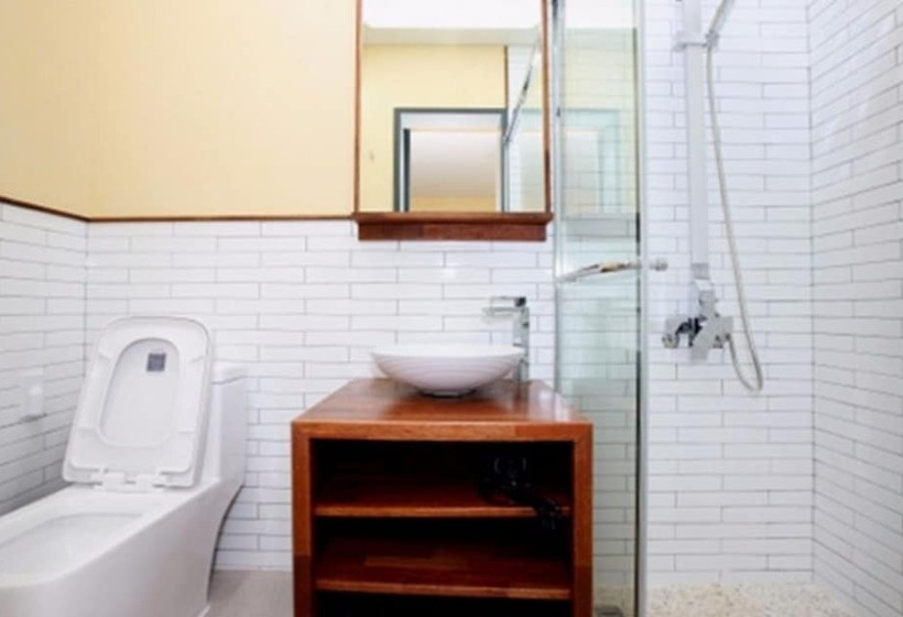 Yangyang Yachtrang Club House Pension