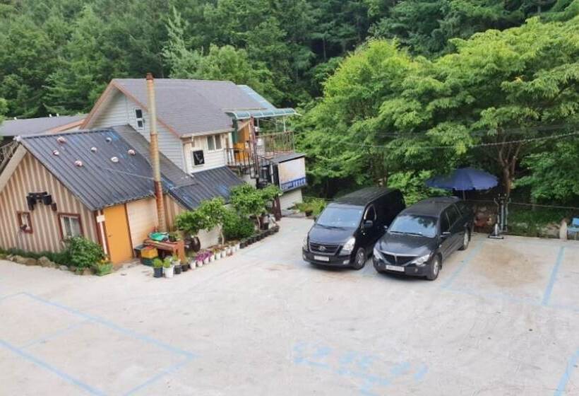 Yecheon Mulmalgeun Sangol Pension