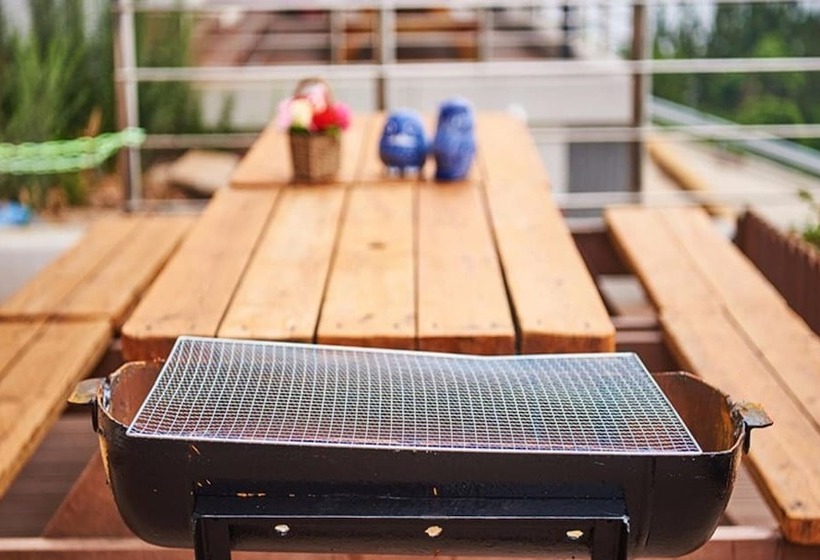 Yeongdeok Hyanguiteo Pension