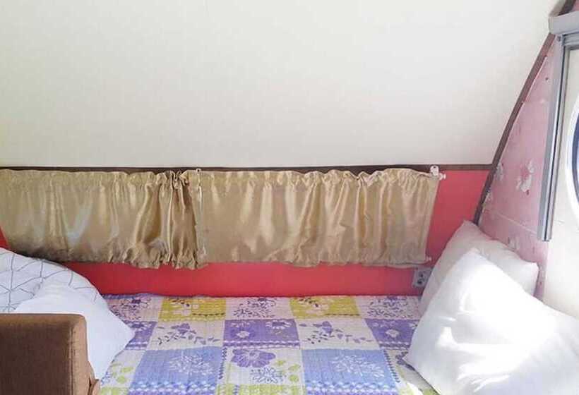 Yeongdeok Solhyanggi Pension