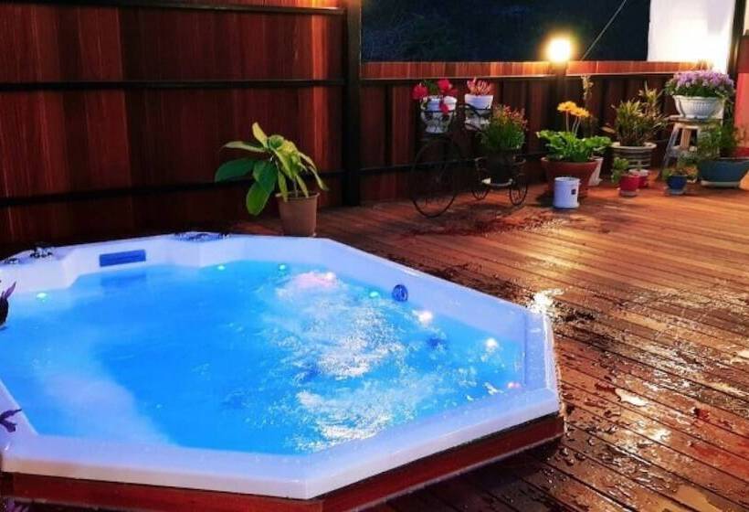 Yeosu Into The Clouds Pension