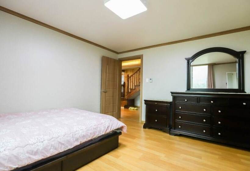 Yesan Deulsaem Pension