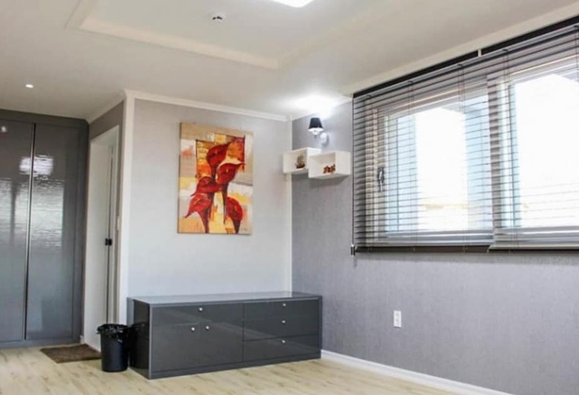 Andong Sketch Pension