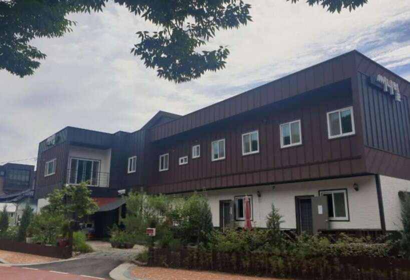 Boeun Songnisan Sunny Hill Pension