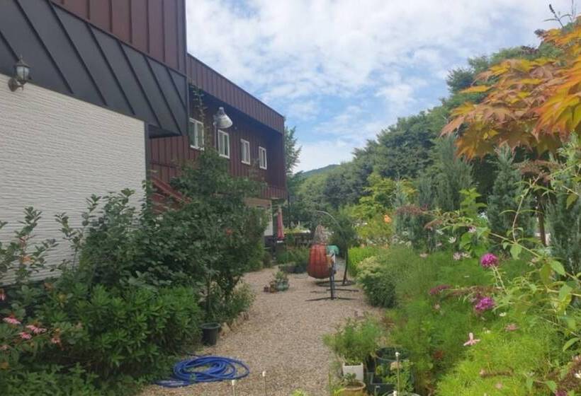 Boeun Songnisan Sunny Hill Pension