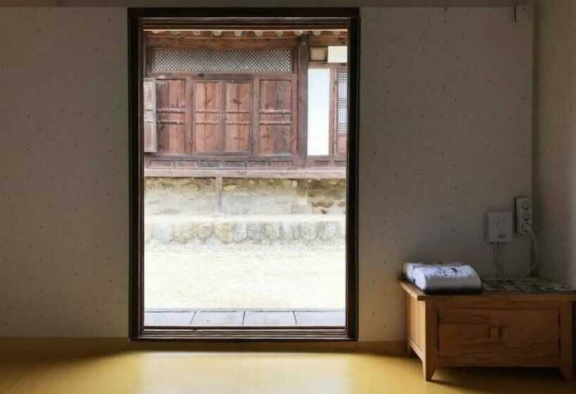 Bonghwa Sogang Hanok Gotaek Pension