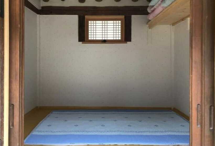 Bonghwa Sogang Hanok Gotaek Pension