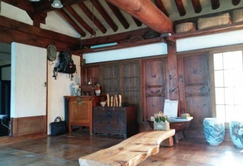 Bonghwa Sogang Hanok Gotaek Pension