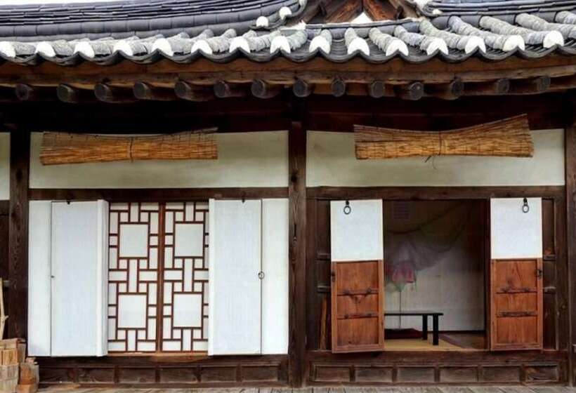 Bonghwa Sogang Hanok Gotaek Pension