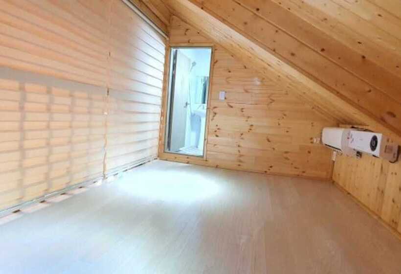 Boryeong Badasori Pension