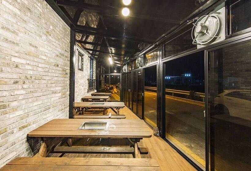 Boryeong Summer Story Pension