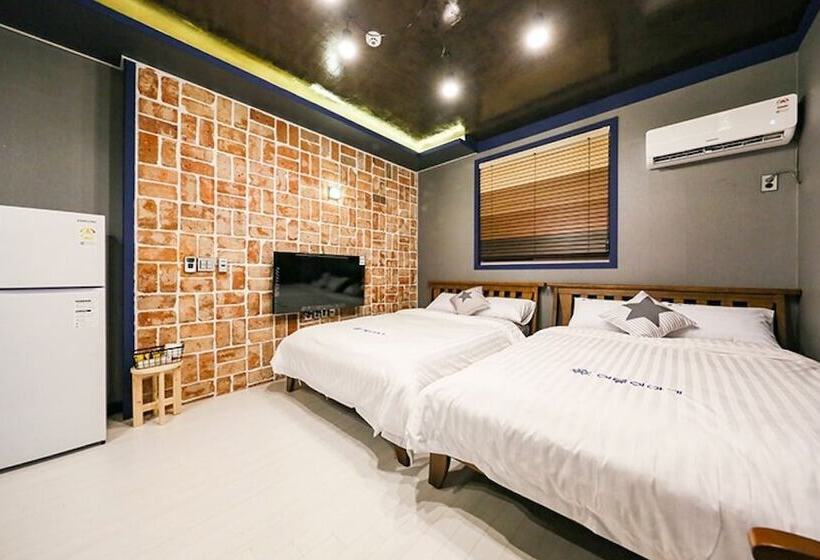 Boryeong Summer Story Pension