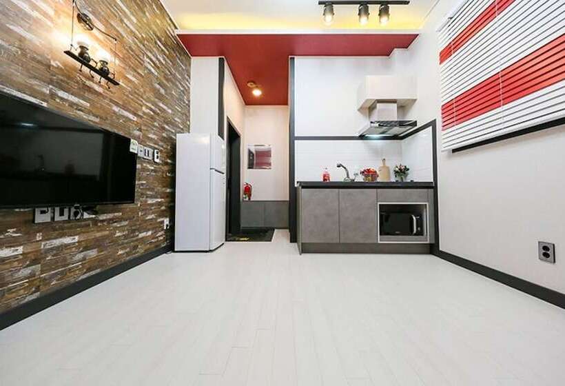 Boryeong Summer Story Pension