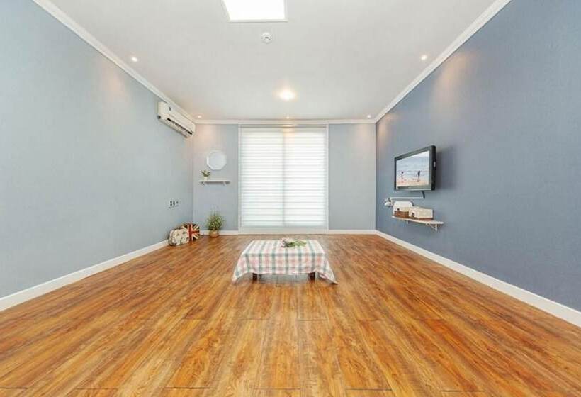 Boryeong Family Pension