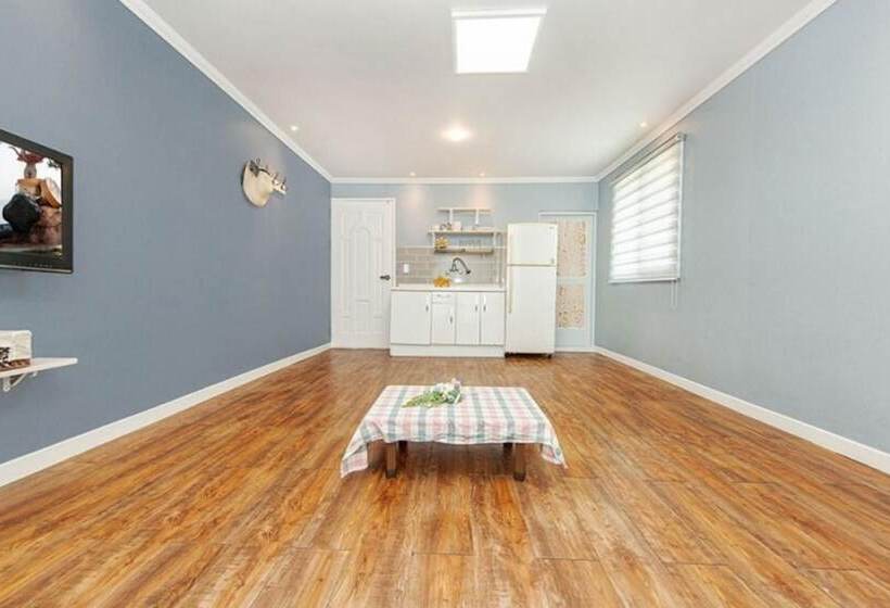 Boryeong Family Pension