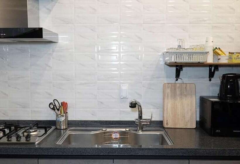 Boryeong Snail Pension