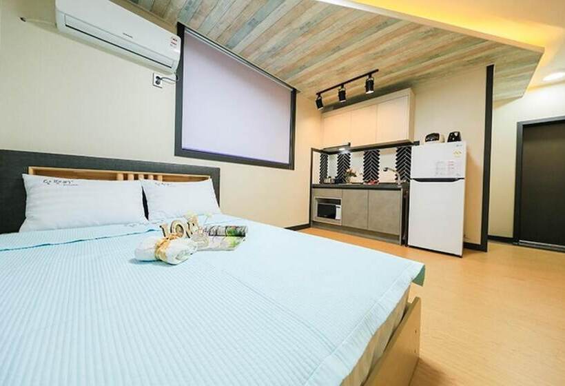 Boryeong Snail Pension