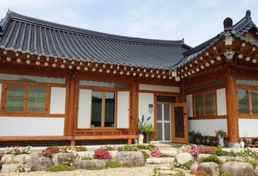 Boseong Shillok Hanok Pension