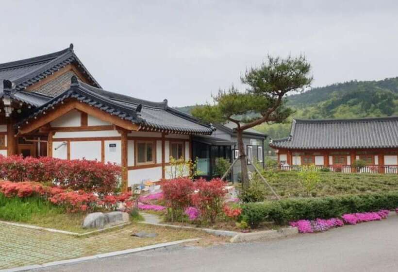 Boseong Shillok Hanok Pension