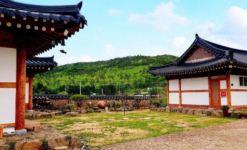 Pension (Hôtel basse catégorie) Boseong Sujinhanog Pensyeon