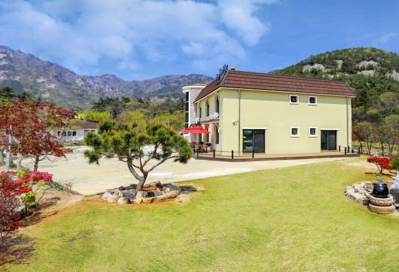 Buan Naesosa Maple Story Pension