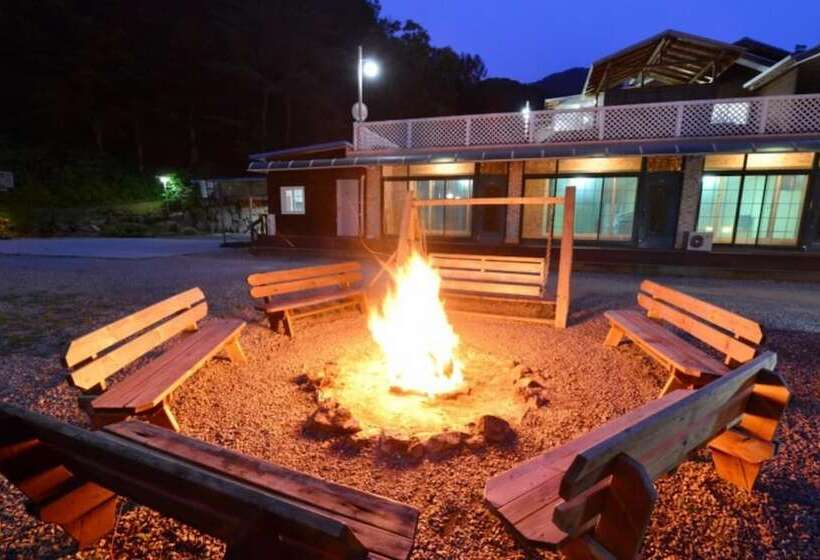 Chuncheon Aisan Tennis Pension