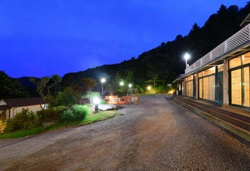 Chuncheon Aisan Tennis Pension