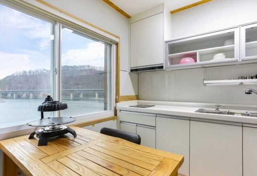 Chuncheon El Dorado Pension