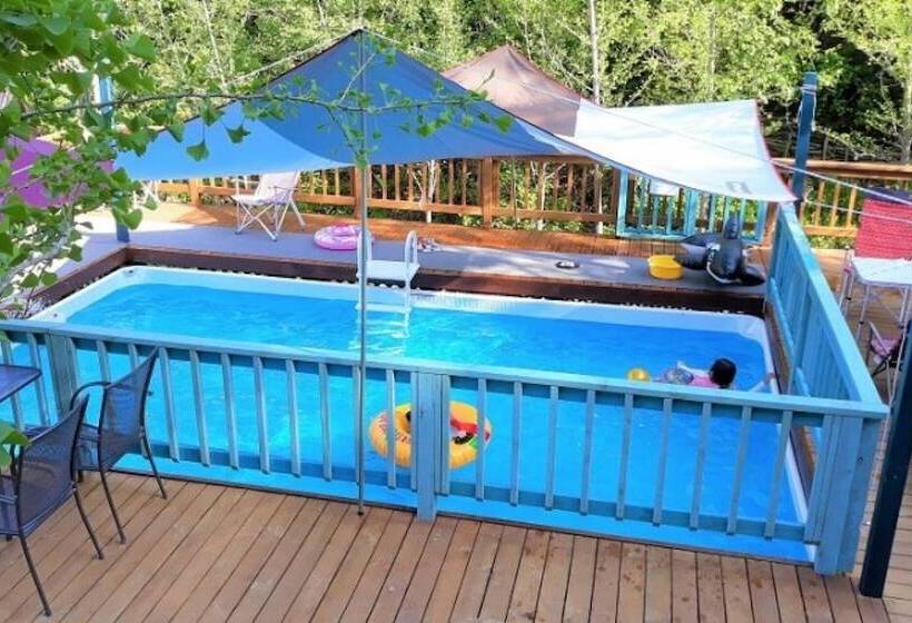 Chuncheon Yellow Hill Glamping Pension