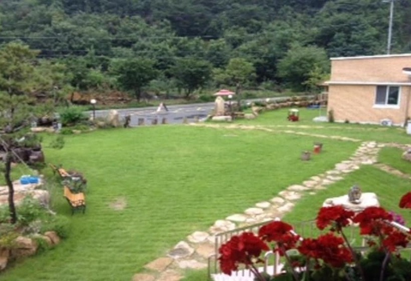 Chungju Dalduru Pension