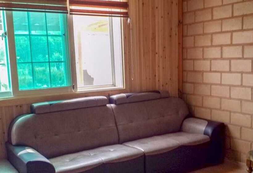 Chungju Garden Arirang Pension