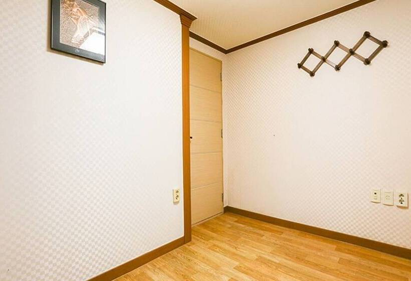 Chungju Hosuwiui Haru Pension