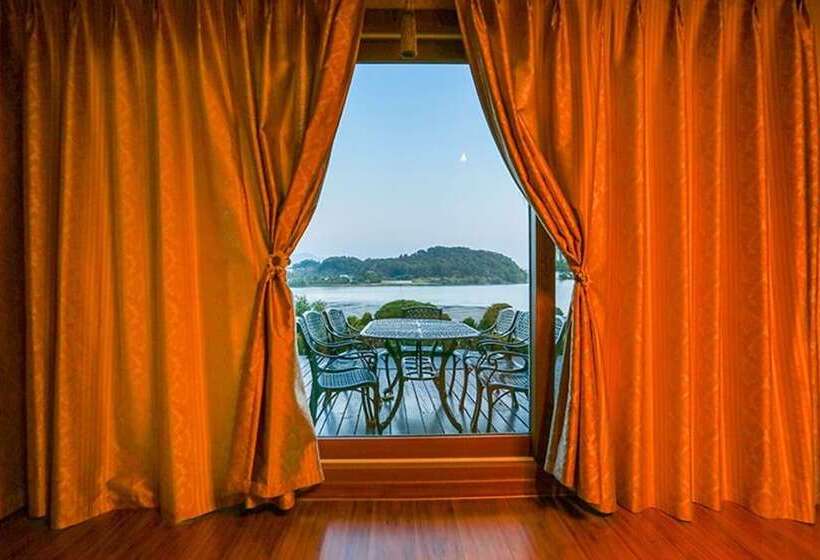 Chungju Hosuwiui Haru Pension