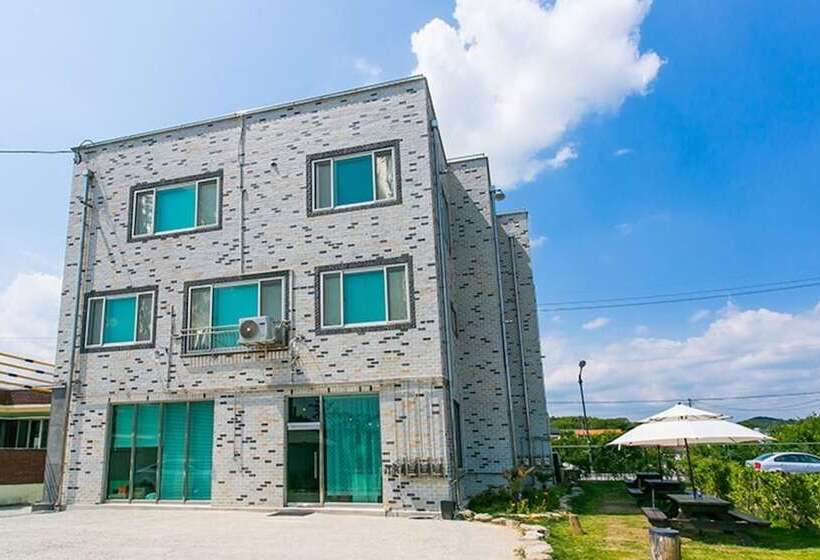 Damyang Dambit Pension