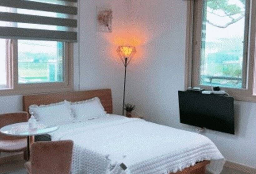 Damyang Sonamu Pension