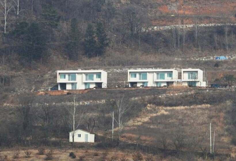 Danyang Avichae Pension