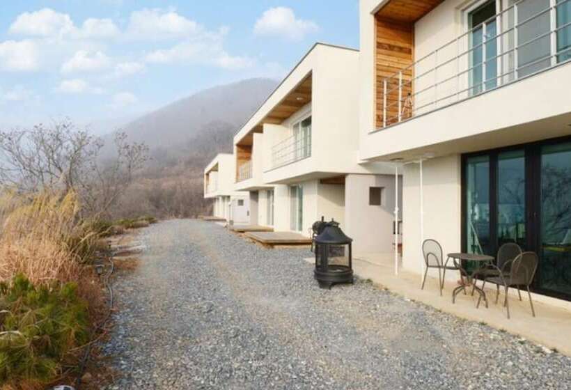 Danyang Avichae Pension